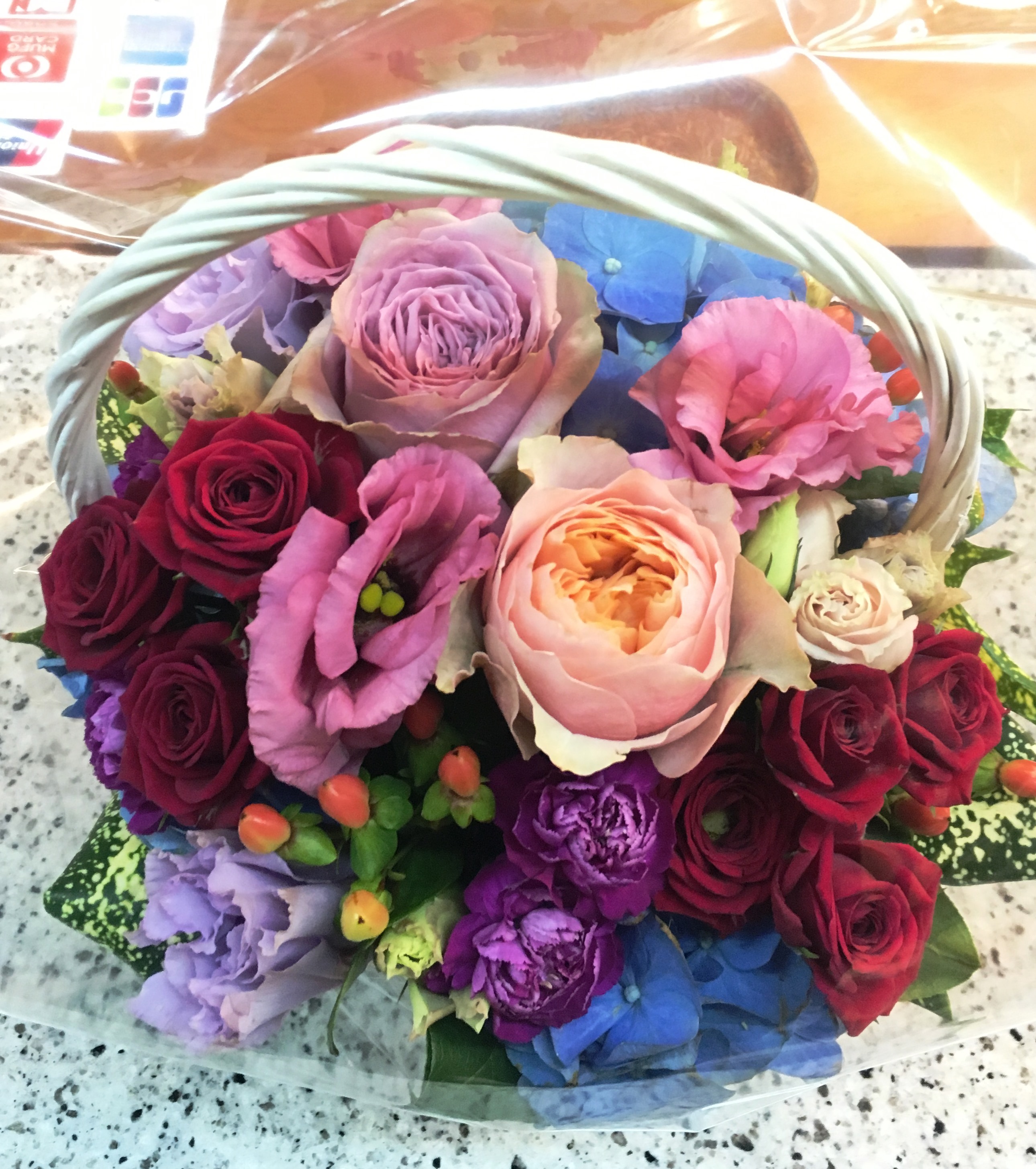 【ナオ花屋の納品事例75】横浜市金港町の法人企業様へスタンド花を配達しました！