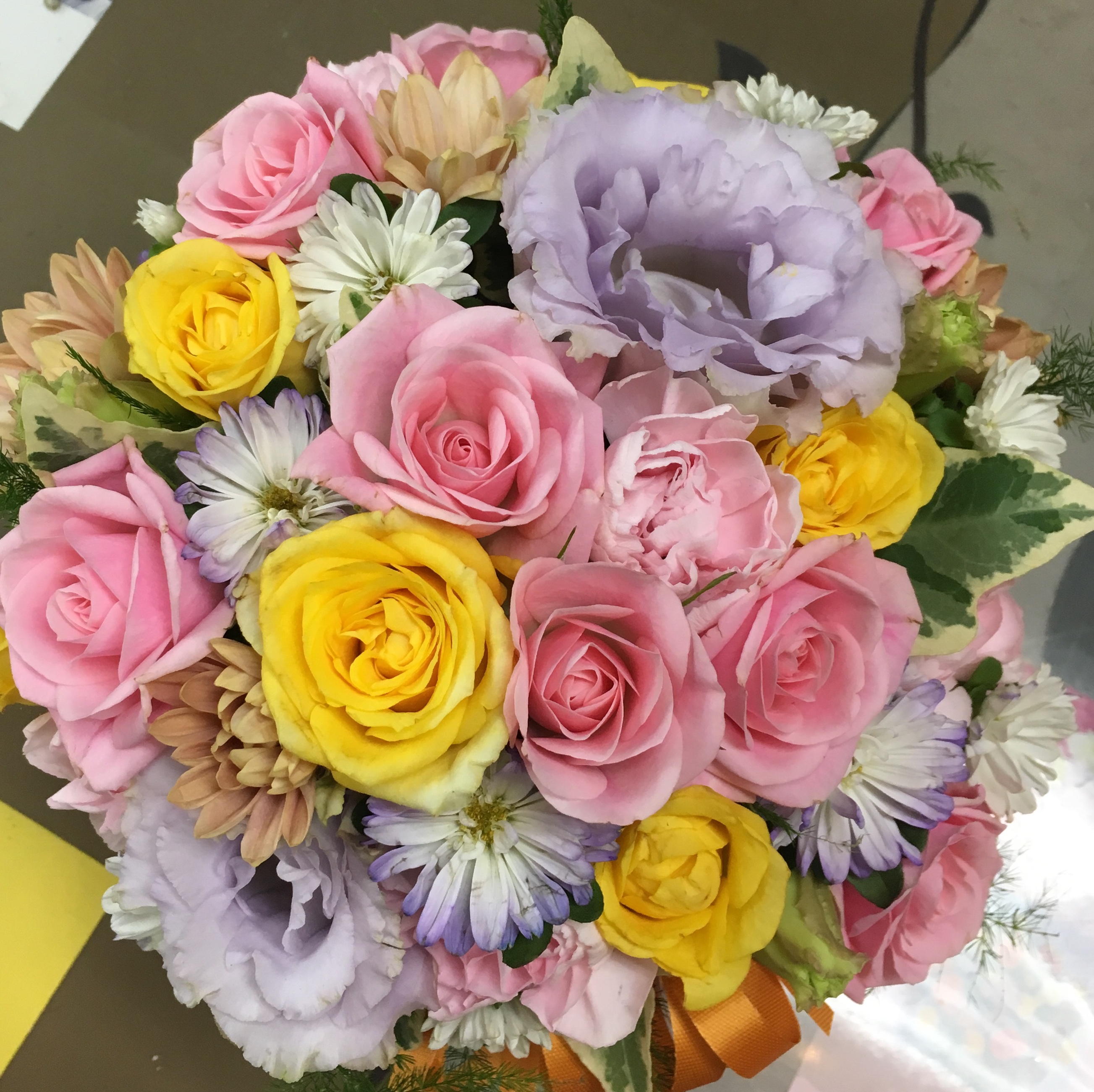 【ナオ花屋の納品事例109】横浜みなとみらいホールへスタンド花を配達しました！