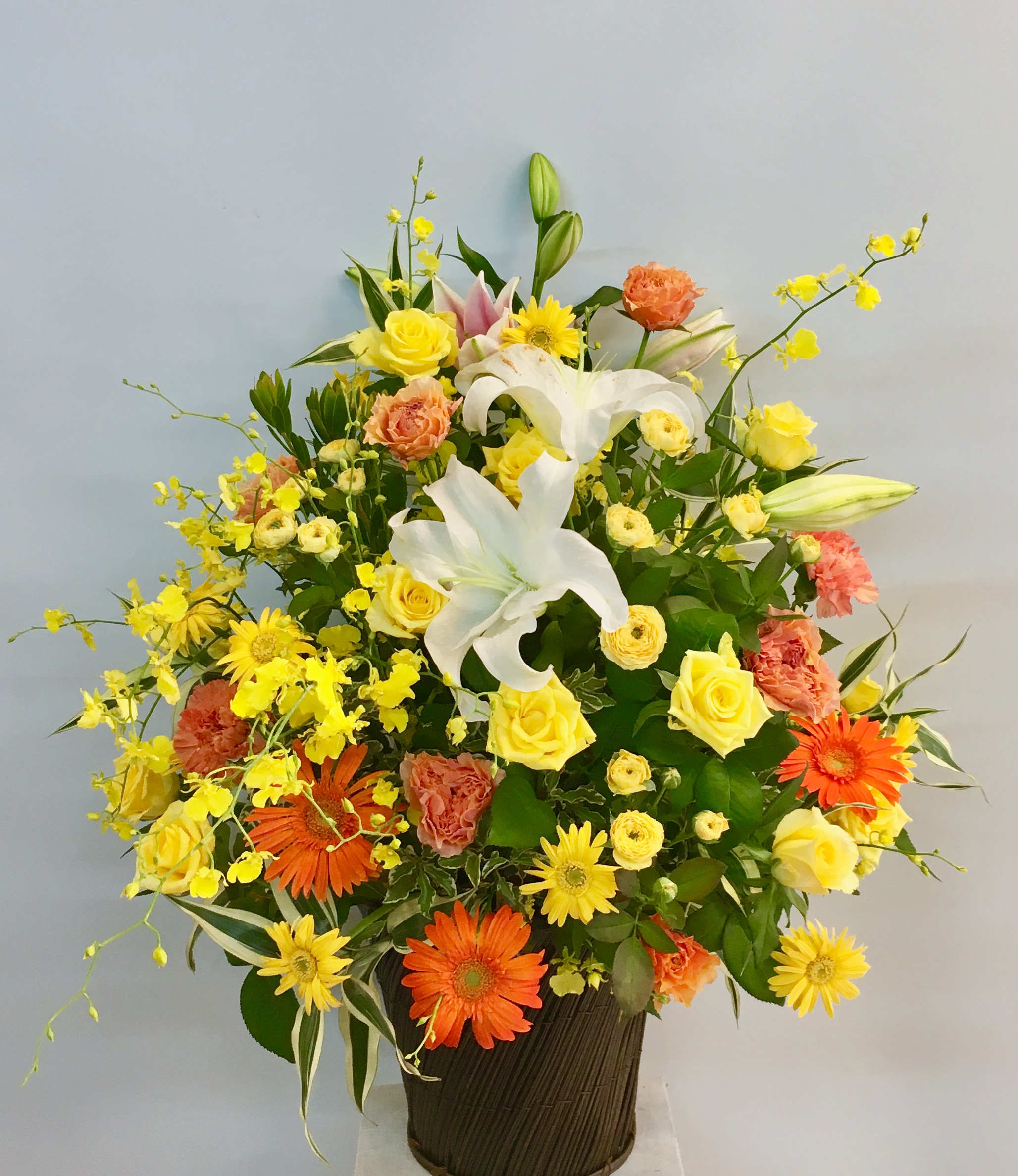【ナオ花屋の納品事例114】横浜市関内の法人企業様へスタンド花を配達しました！