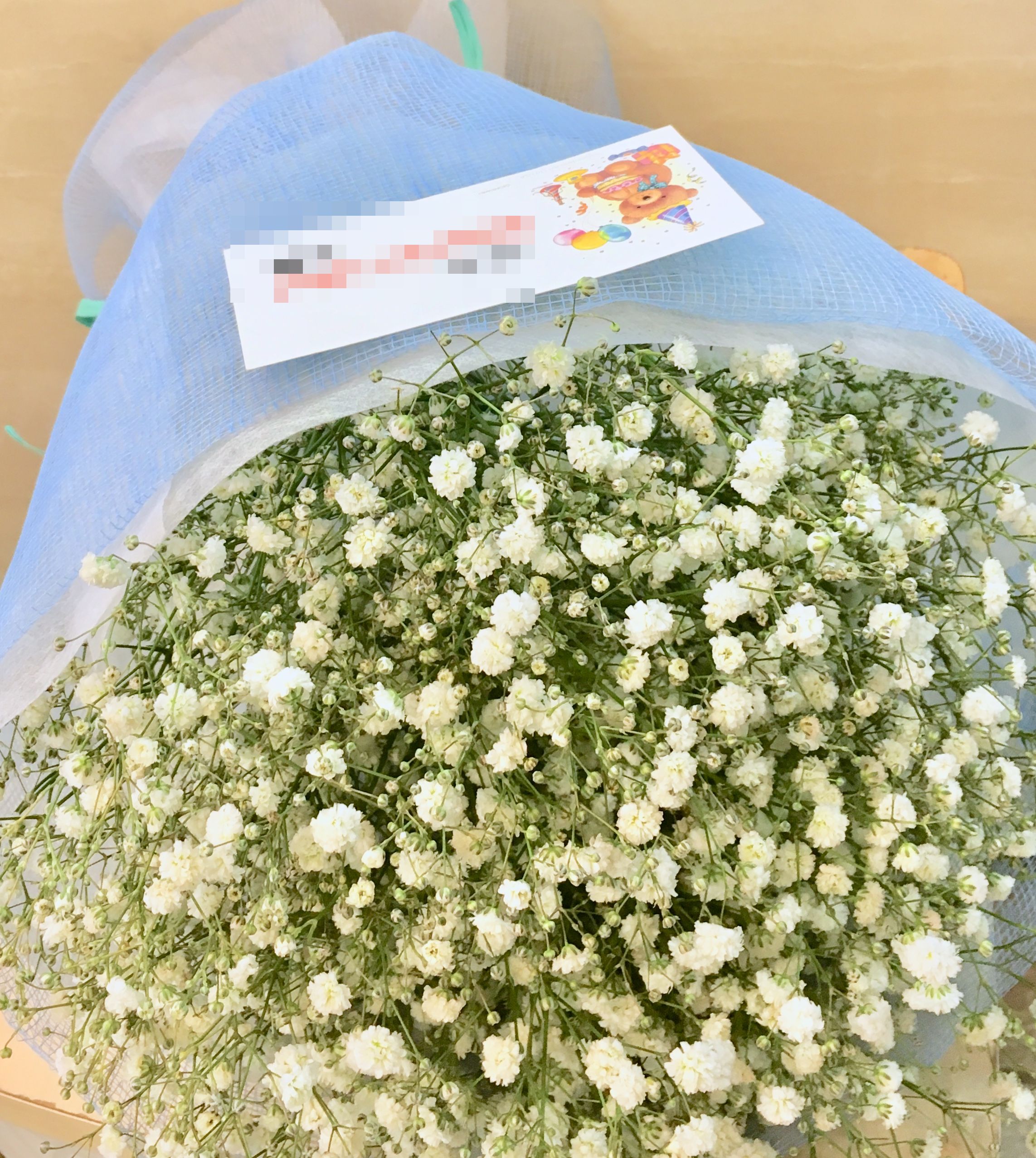 【ナオ花屋の納品事例135】横浜市西区南幸へカスミソウ花束を配達しました！