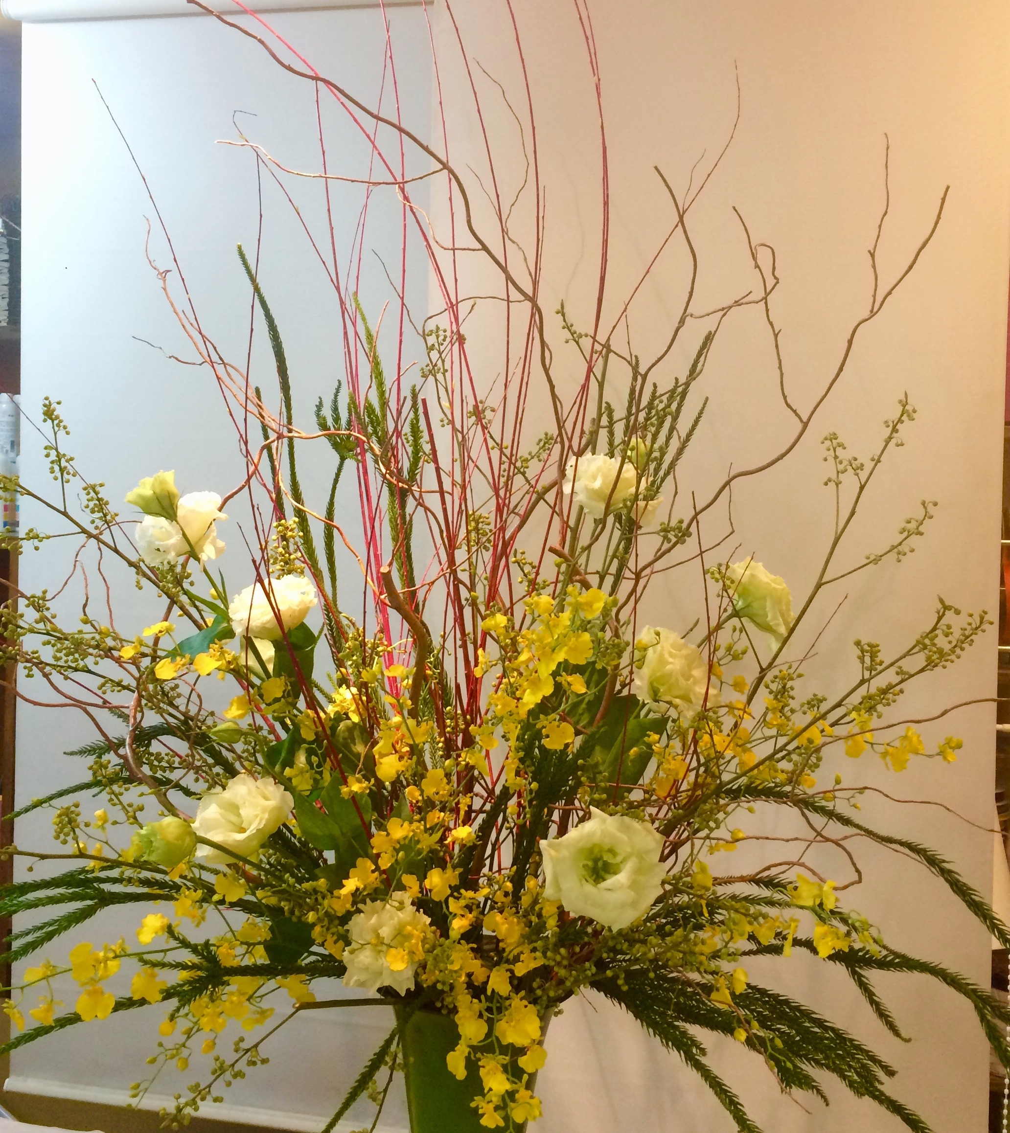 【ナオ花屋の納品事例201】横浜市旭区の飲食店様へスタンド花を配達しました！