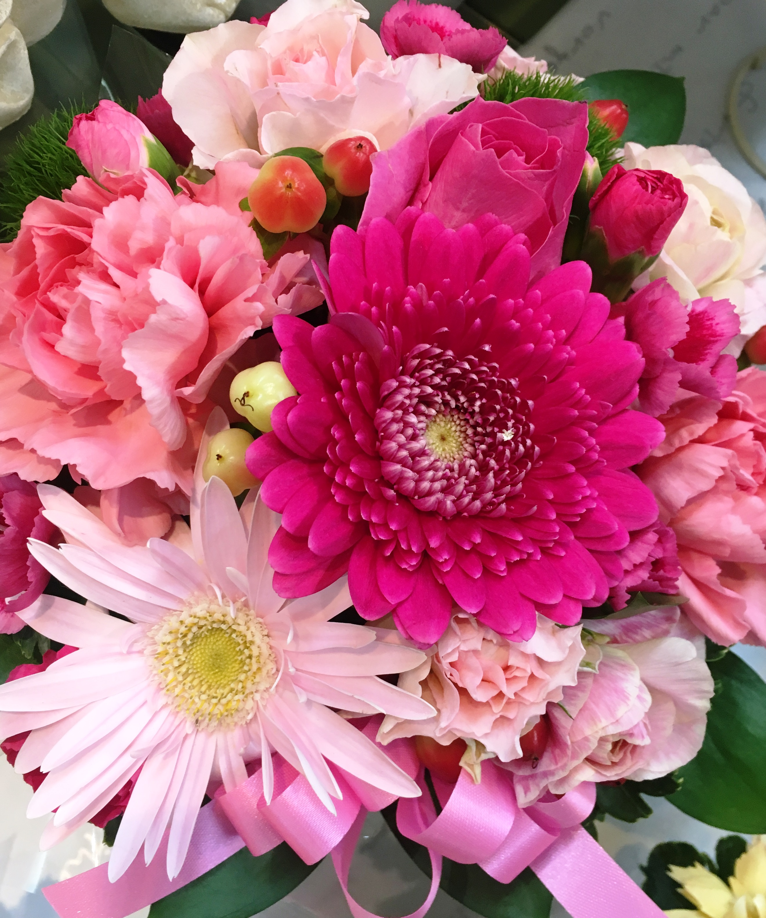 【ナオ花屋の納品事例219】横浜関内ホールへ壺花を当日・即日配達しました！