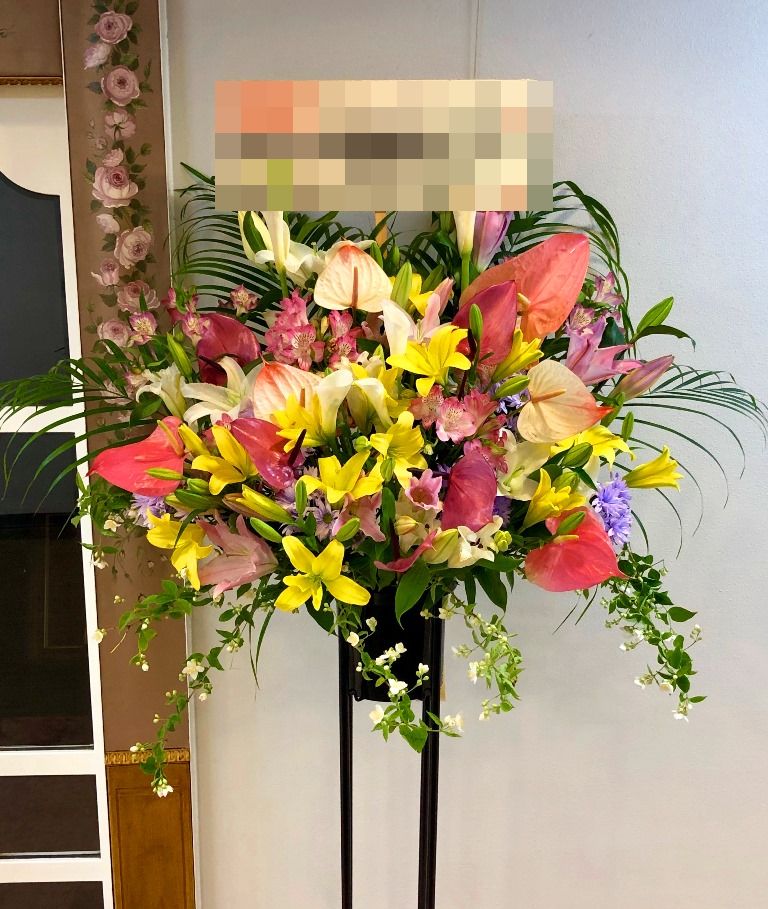 欅坂46握手会パシフィコ横浜へ配達しました！【横浜花屋の花束・スタンド花・胡蝶蘭・バルーン・アレンジメント配達事例373】