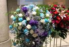 横浜ビブレへスタンド花を配達しました。【横浜花屋の花束・スタンド花・胡蝶蘭・バルーン・アレンジメント配達事例490】