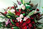 クラブチッタ川崎へスタンド花を配達しました。【横浜花屋の花束・スタンド花・胡蝶蘭・バルーン・アレンジメント配達事例550】