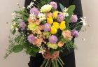 みなとみらいの某有名ホテルへバラの花束を配達しました。【横浜花屋の花束・スタンド花・胡蝶蘭・バルーン・アレンジメント配達事例567】
