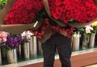 横浜市本牧町にお供え花束を配達しました。【横浜花屋の花束・スタンド花・胡蝶蘭・バルーン・アレンジメント配達事例566】