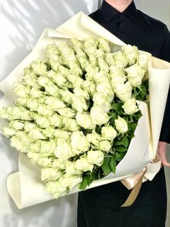 白バラの花束10本から！お好きな本数お選びいただけます