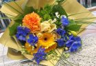 横浜BRONTHへバルーンスタンド花を配達しました。【横浜花屋の花束・スタンド花・胡蝶蘭・バルーン・アレンジメント配達事例854】
