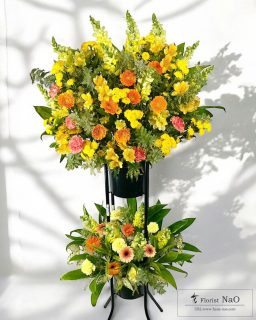 黄色ｵﾚﾝｼﾞ系２段スタンド花