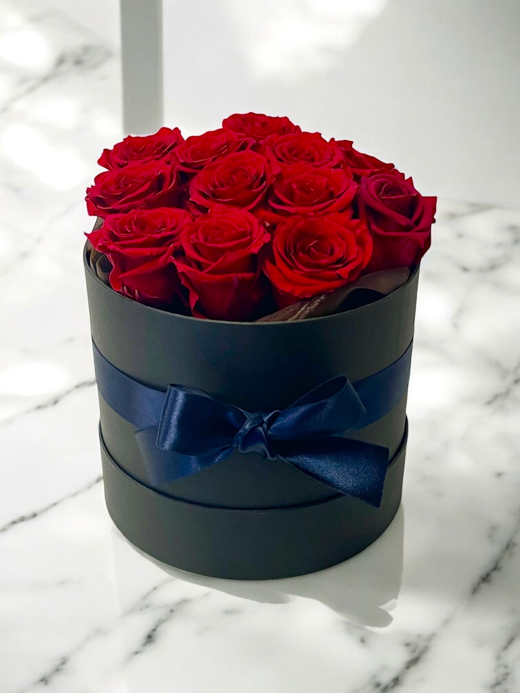 プリザーブドローズボックスRed【12 Dozen Roses】
