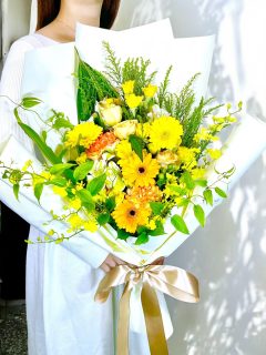 スペシャル黄色オレンジ系花束