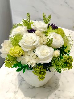 スペシャル白系プリザーブドフラワー