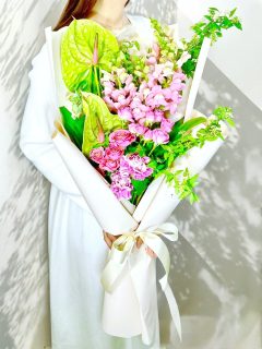 スタイリッシュピンク系花束