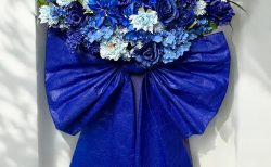 横浜市中区西区南区限定リボン付き青系スタンド花