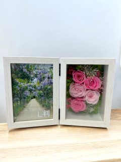 フォトフレームピンク系 プリザーブドフラワー